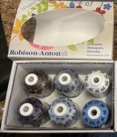 Robison Anton Winter Themed Thread Set 